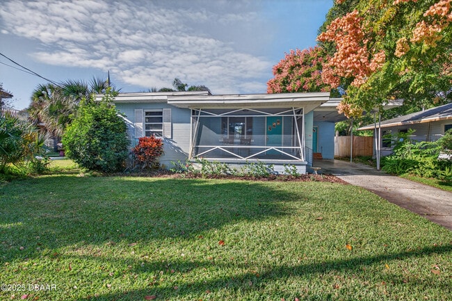 Building Photo - 930 Daytona Ave