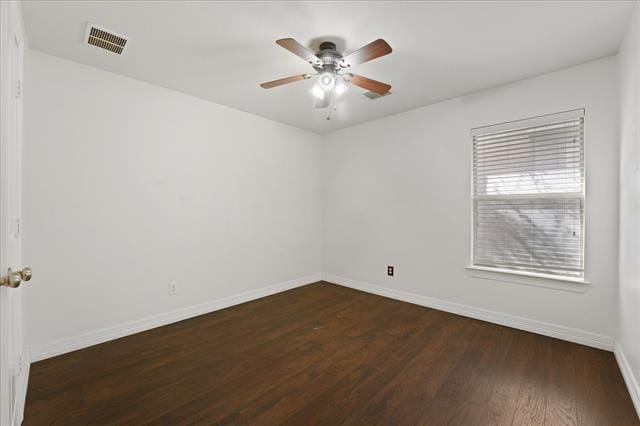 Building Photo - 300 Bluefinch Dr