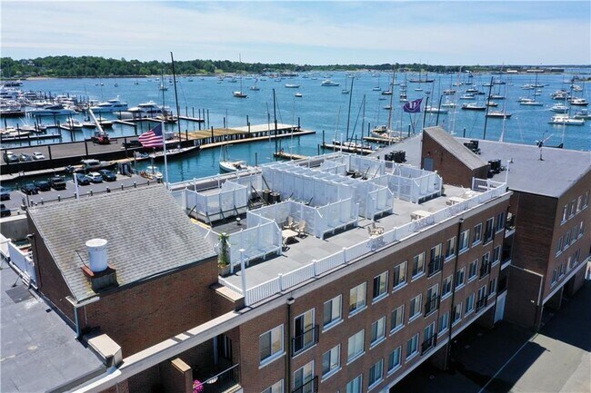 Building Photo - 1 Commercial Wharf