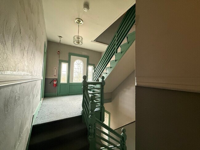 Building Photo - 342 Broadway