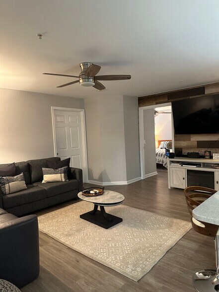 Building Photo - 2155 Scotts Crossing Ct