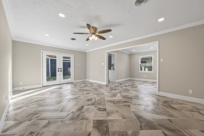 Building Photo - 5407 Lymbar Dr