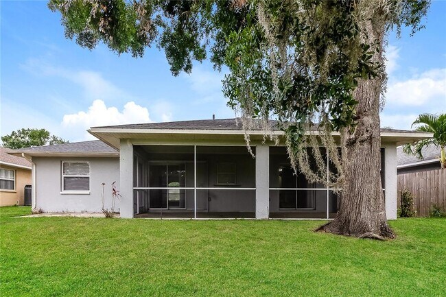 Building Photo - 7527 42nd Ct E