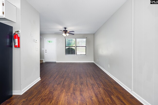 Building Photo - 420 N Lucas St