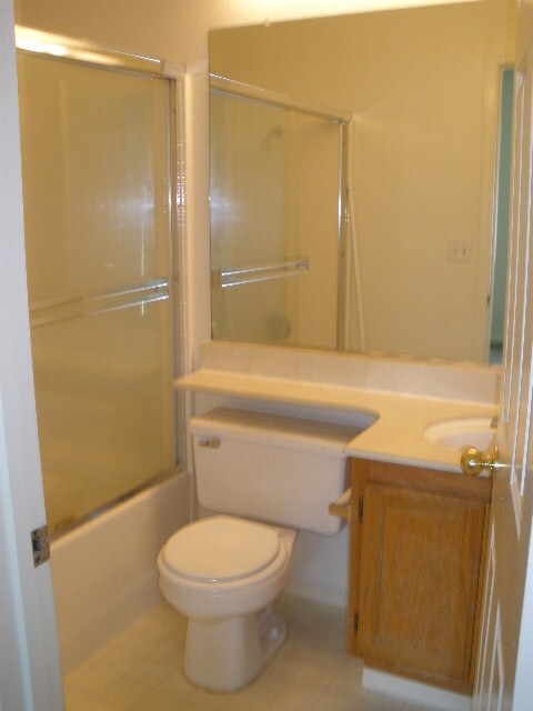 Building Photo - 938 Tipperary Dr