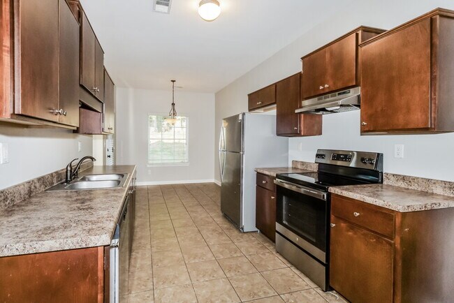 Building Photo - 6156 Trail Creek Ln