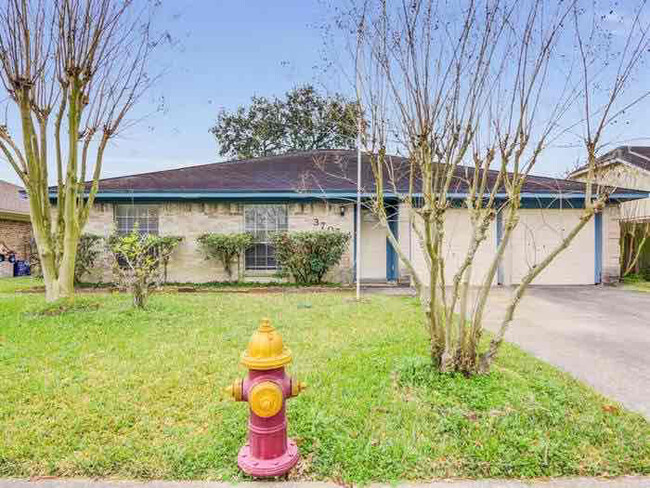 Primary Photo - 3705 Downing Cir