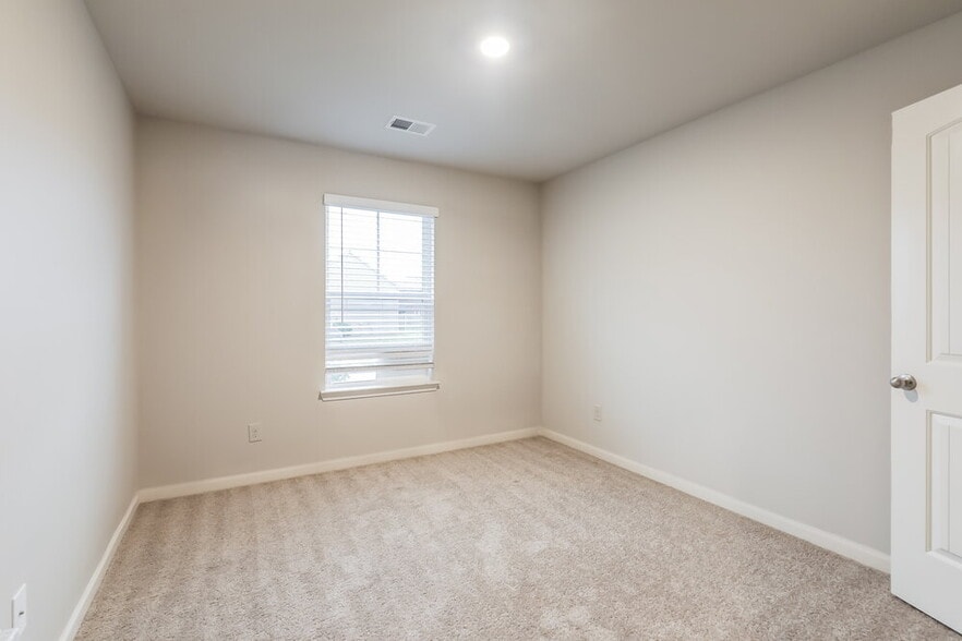 Building Photo - 12222 Shelby Ct