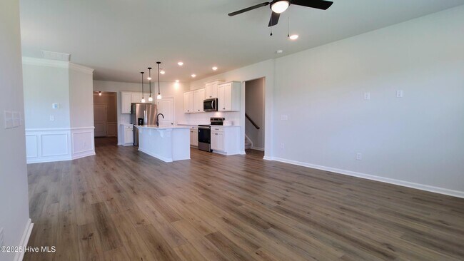 Building Photo - 344 Eagle Claw Dr