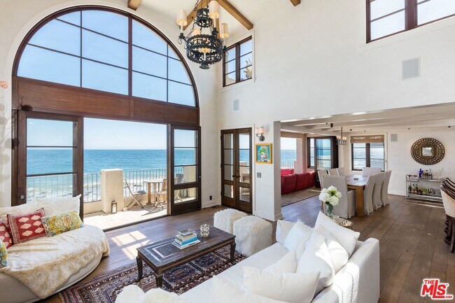 Building Photo - Architectural Beachfront Retreat on Las Flores Sands