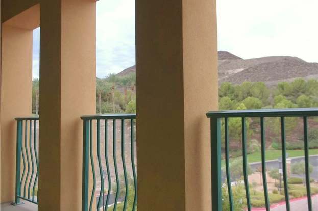 Building Photo - 30 Strada Di Villaggio