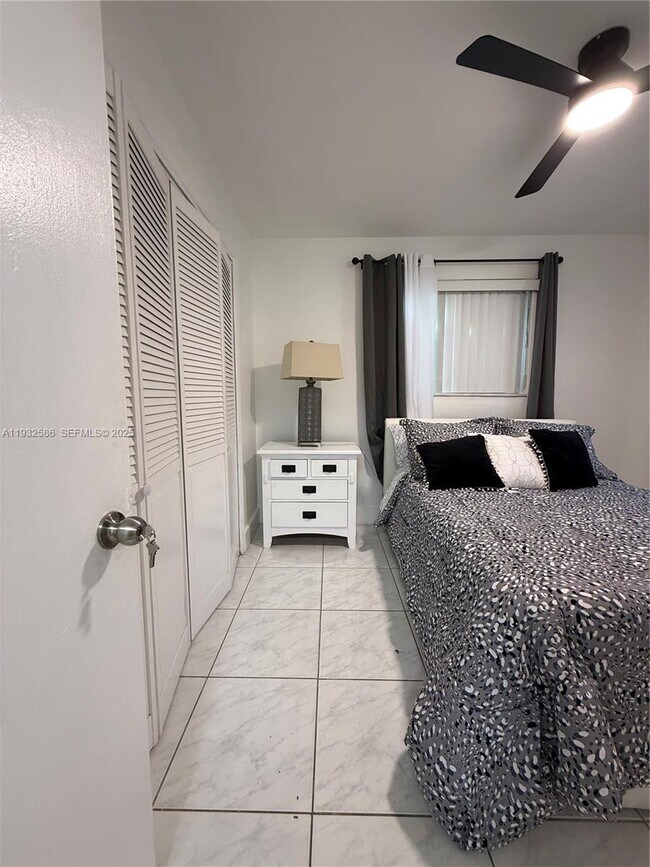 Building Photo - 2706 Montego Dr