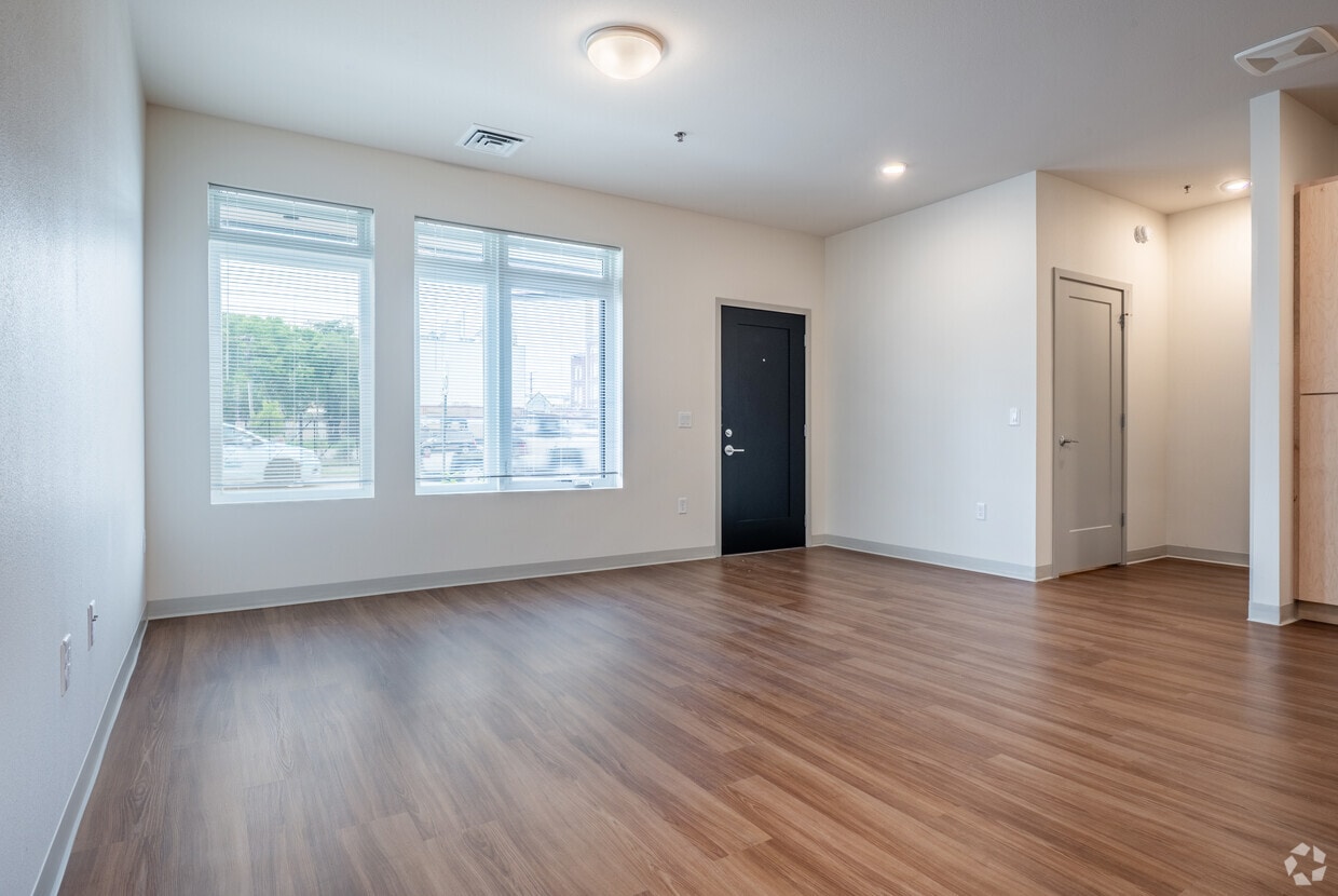 collective-on-4th-la-crosse-wi