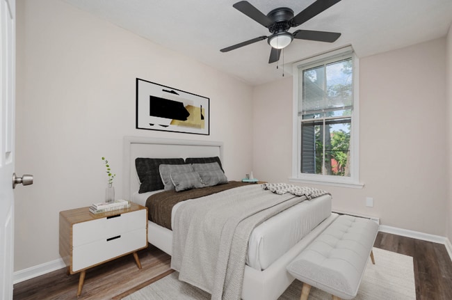 Building Photo - 3030 Cleinview Ave