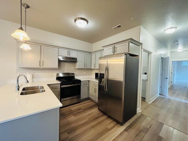 Primary Photo - 13084 S Tortola Dr