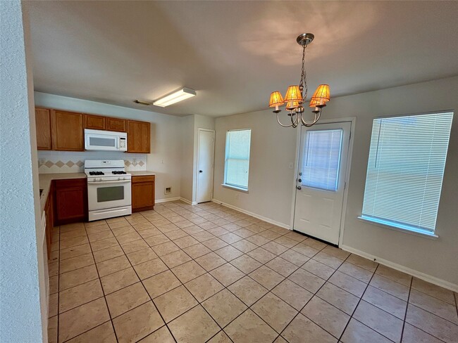 Building Photo - 6706 Wild Pecan Trail