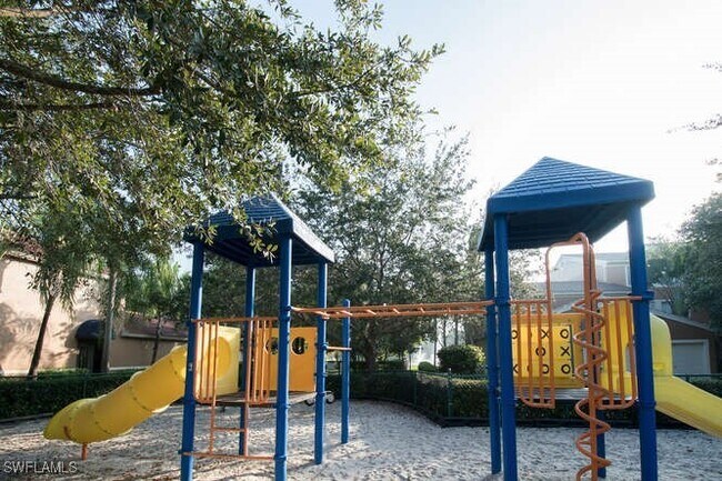 Building Photo - 1220 Reserve Way