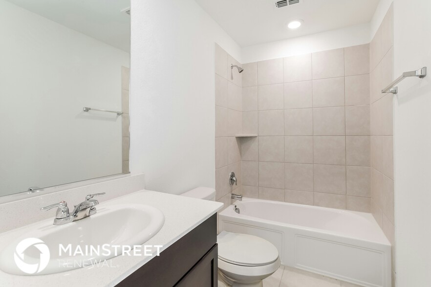 Building Photo - 5720 Rockrose Ln