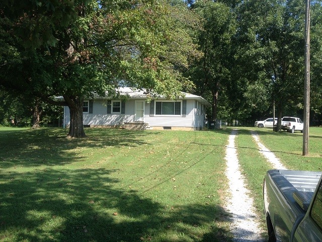 Building Photo - 5015 Upper Mt Vernon Rd