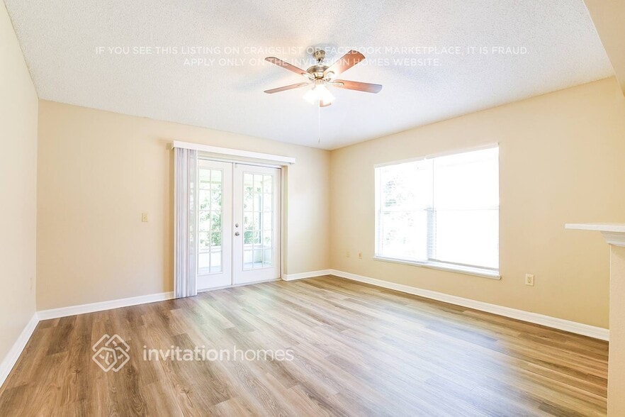 Building Photo - 3277 Bellingham Dr