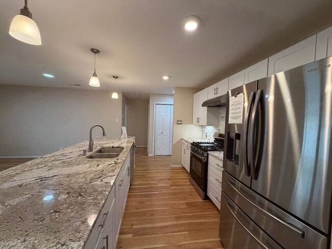 Building Photo - Beautifully Remodeled 3 Bedroom Single Story Home Available Near Golf Course Rd NW & McMahon Blvd...