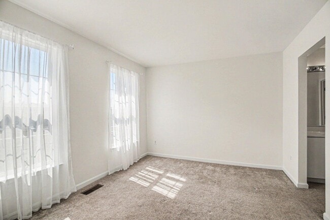 Building Photo - 26065 Lands End Dr