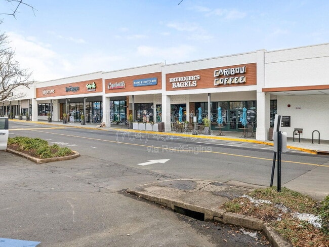 Building Photo - 415 Mather Green Ave