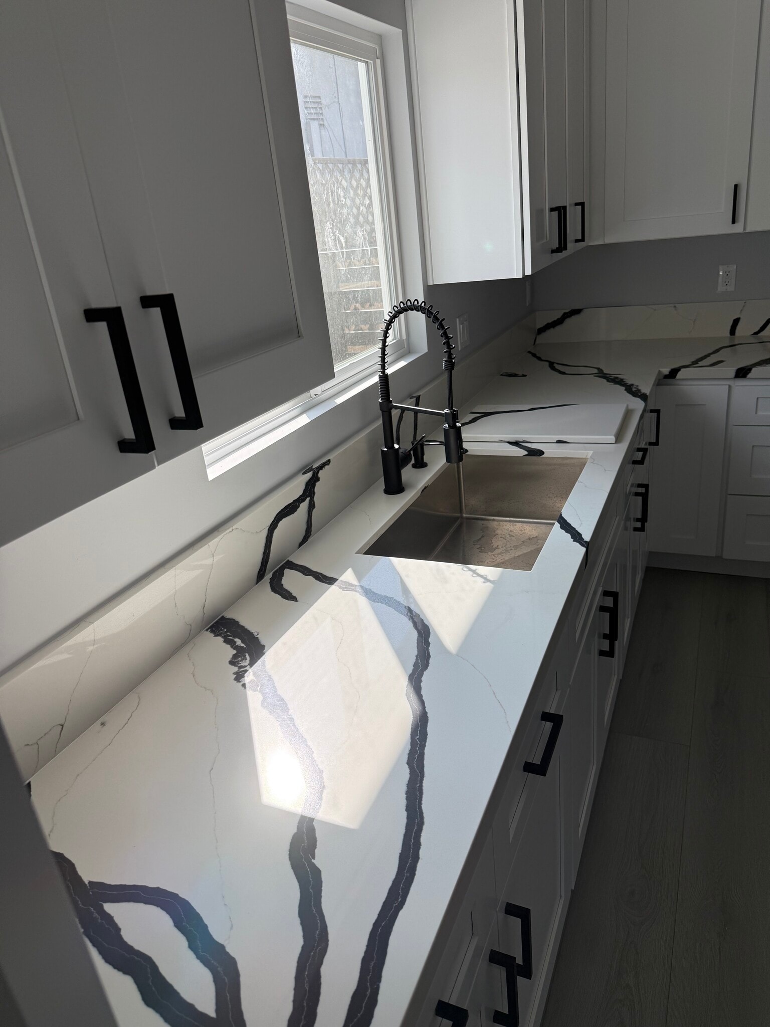 Building Photo - 17032 Midwood Dr