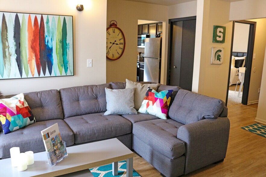 Quarters East Lansing 301 Rampart Way East Lansing MI 48823