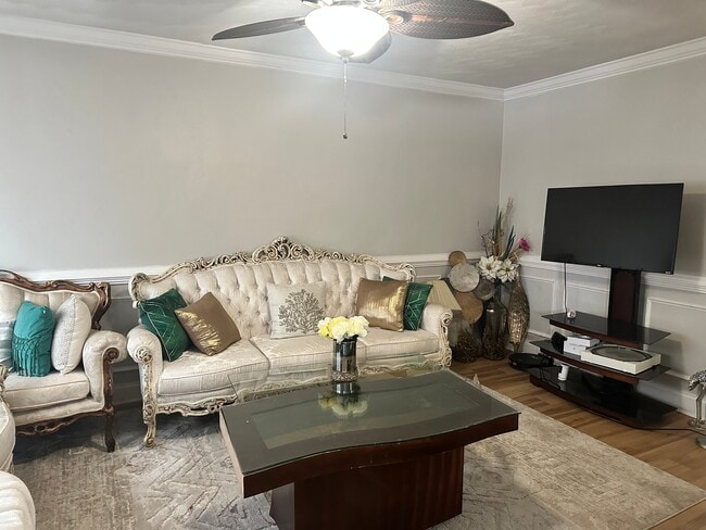 Building Photo - 722 Culpepper St