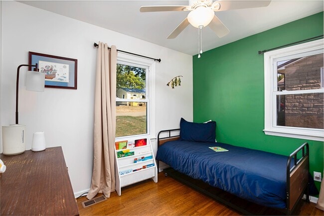 Building Photo - 413 Elm Street Heights