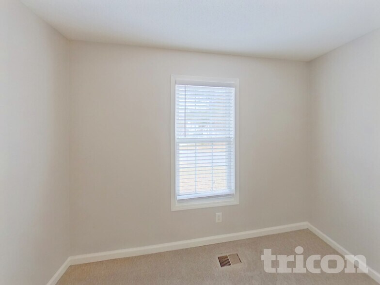 Building Photo - 241 Amy Blvd