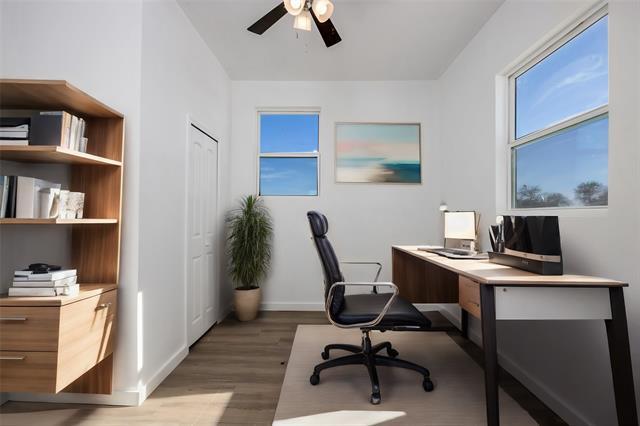 Building Photo - 147 Western Lake Dr