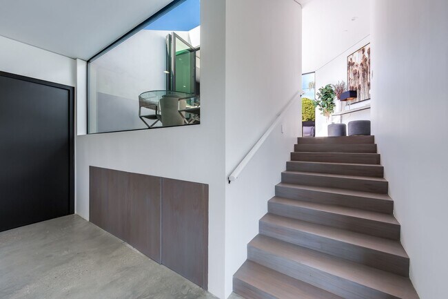 Building Photo - Architectural 1-Bed Designer Residence wit...