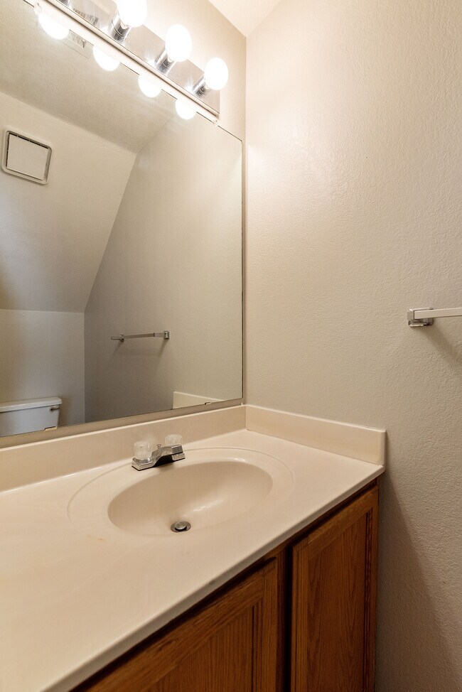Building Photo - 4114 E UNION HILLS Dr