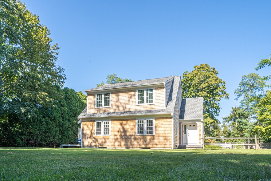 Building Photo - 176 Palmer Ave