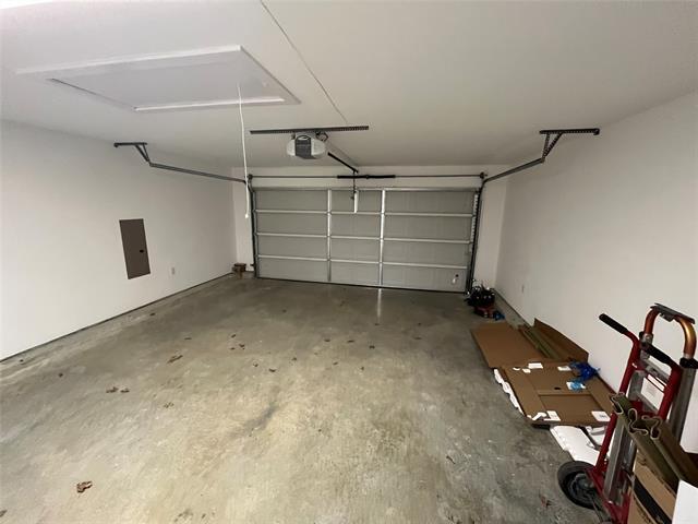 Building Photo - 1104 Wake Dr