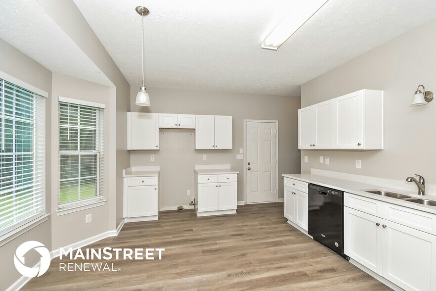 Building Photo - 480 Burdett Ridge Ct