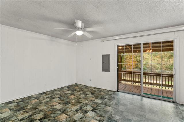 Building Photo - 602 Legendary Ln