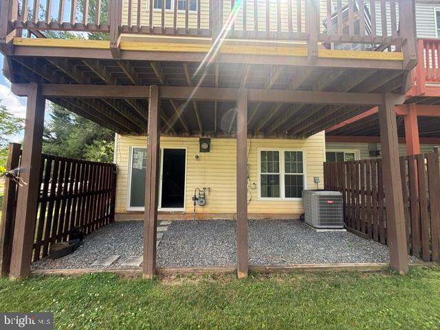 Building Photo - 10148 Vanderbilt Cir