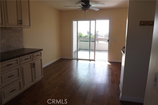 Building Photo - 3707 Calle La Quinta