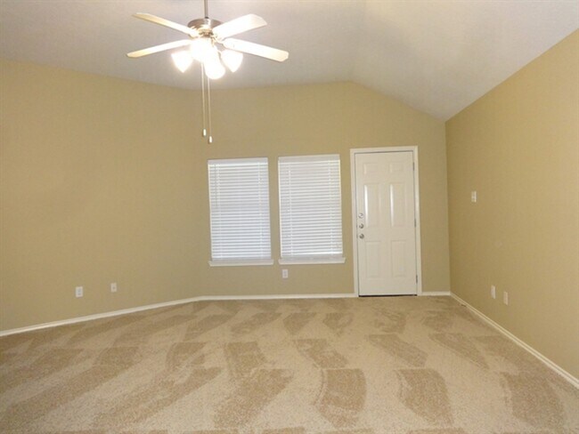 Building Photo - 21515 Rose Mill Dr