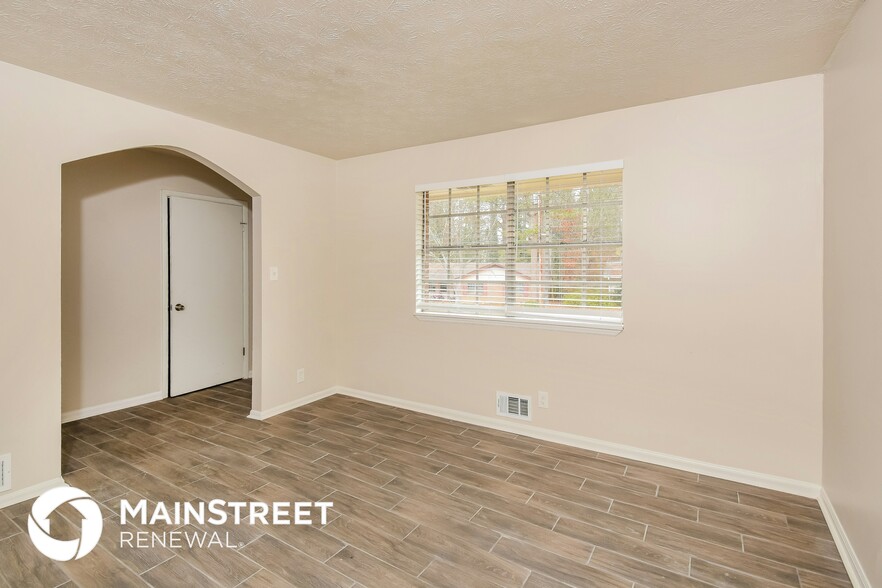 Building Photo - 2455 Cheryl Lynne Ln