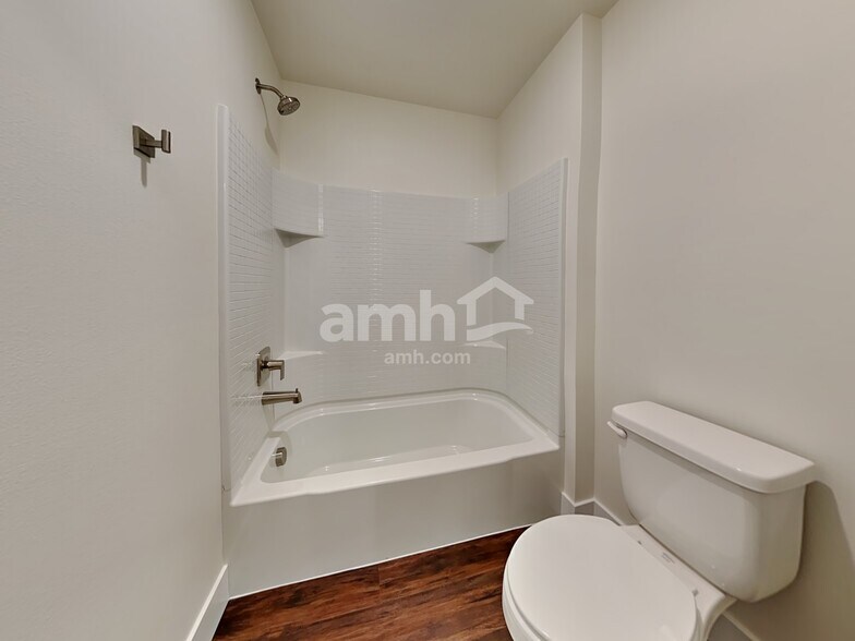 Building Photo - 342 Smith Dr