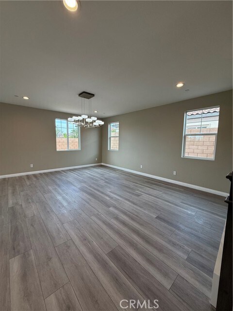 Building Photo - 7398 N Maple Ave