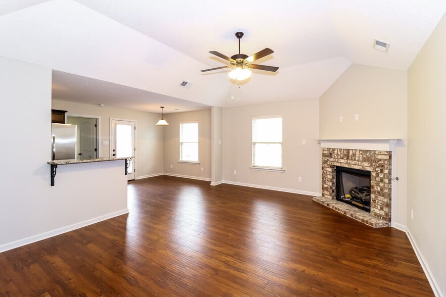 Building Photo - 1083 Carib Loop W