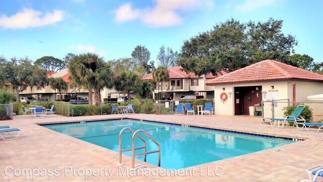 Building Photo - 2 br, 2 bath House - 307 Pine Hollow Circl...