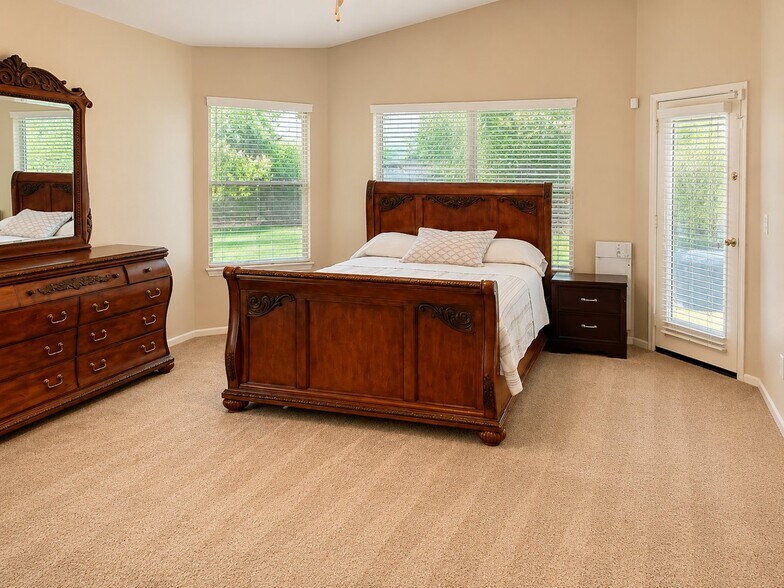 Building Photo - 5644 N Rattler Way