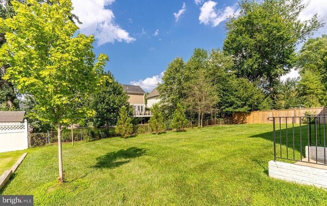 Building Photo - 6626 Ivy Hill Dr