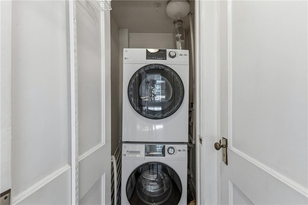 Building Photo - 61 16th St NE